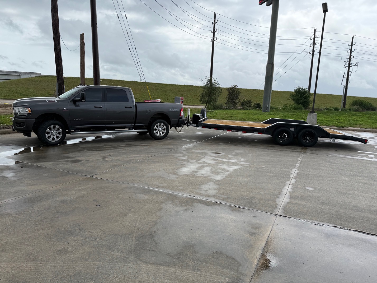 Trailer rental in West Columbia TX - Proline Equipment Solutions car hauler
